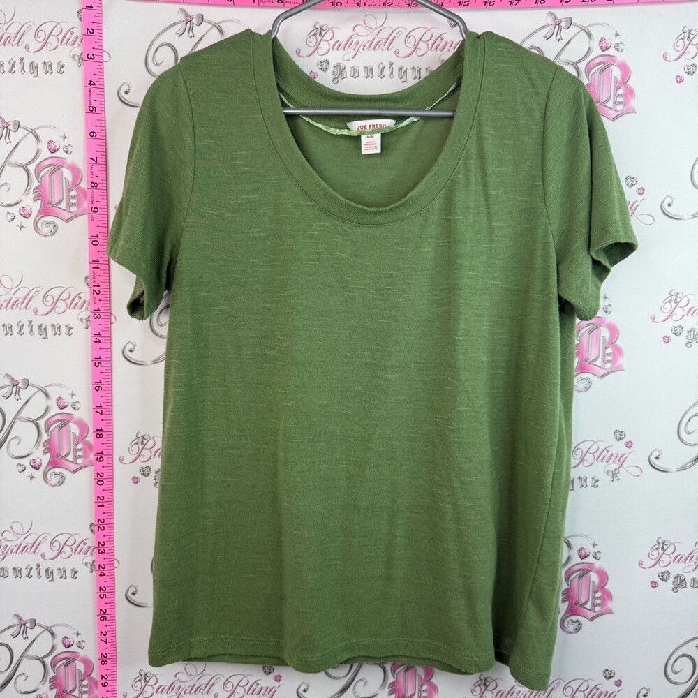 Joe Fresh T-shirt top Olive Green Short Sleeve Scoop Neck Tee